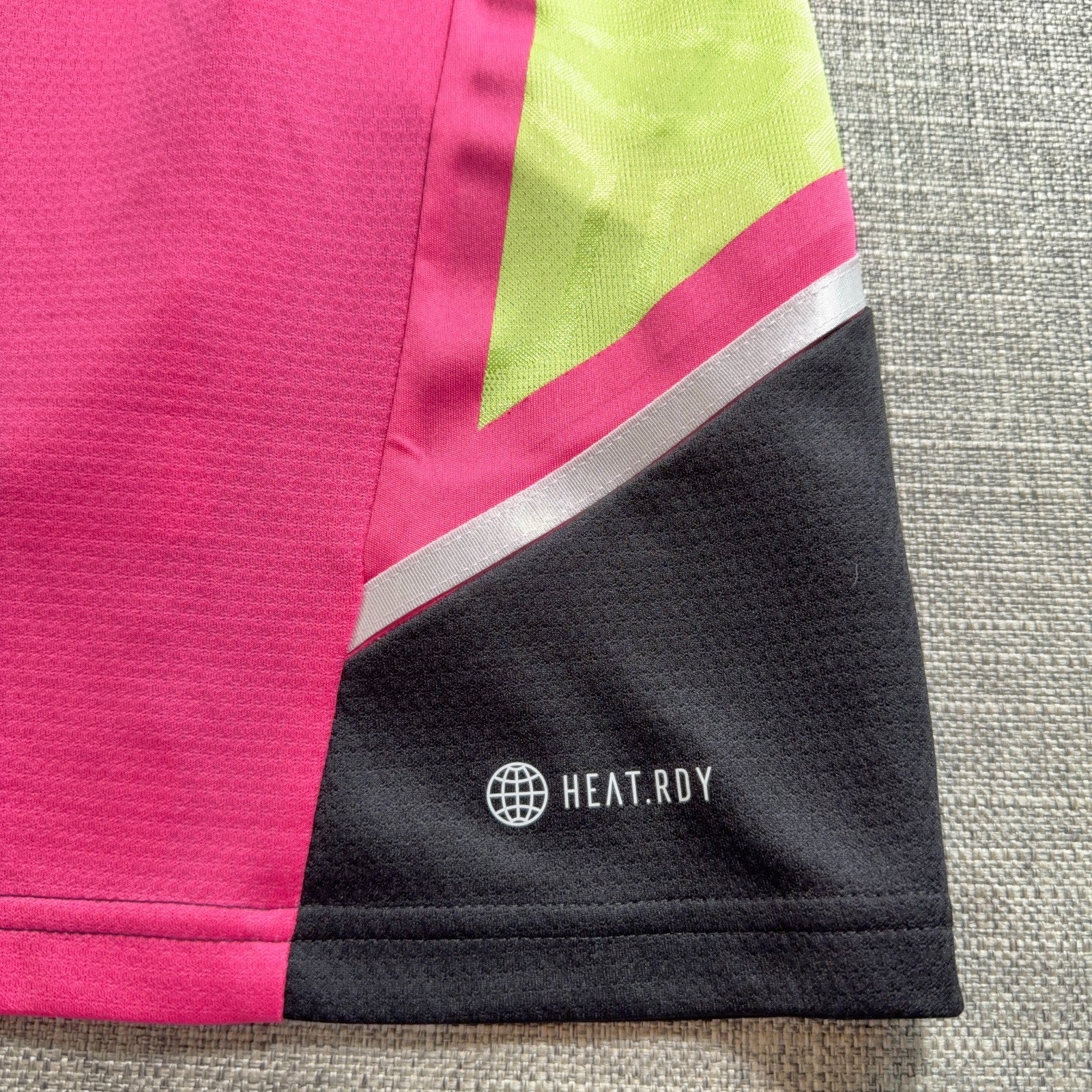 Adidas Juventus Training Jersey Mens 2XL Pink HEAT.RDY Soccer Footbal