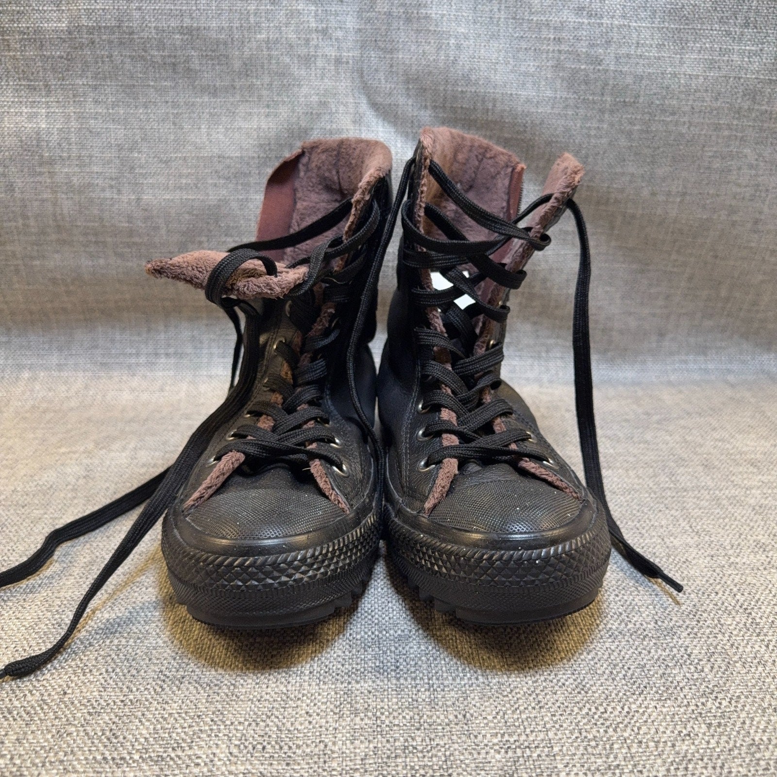 Converse Chuck Taylor Leather Fur Hi Rise Boots Black 553387C Size 4 Zip