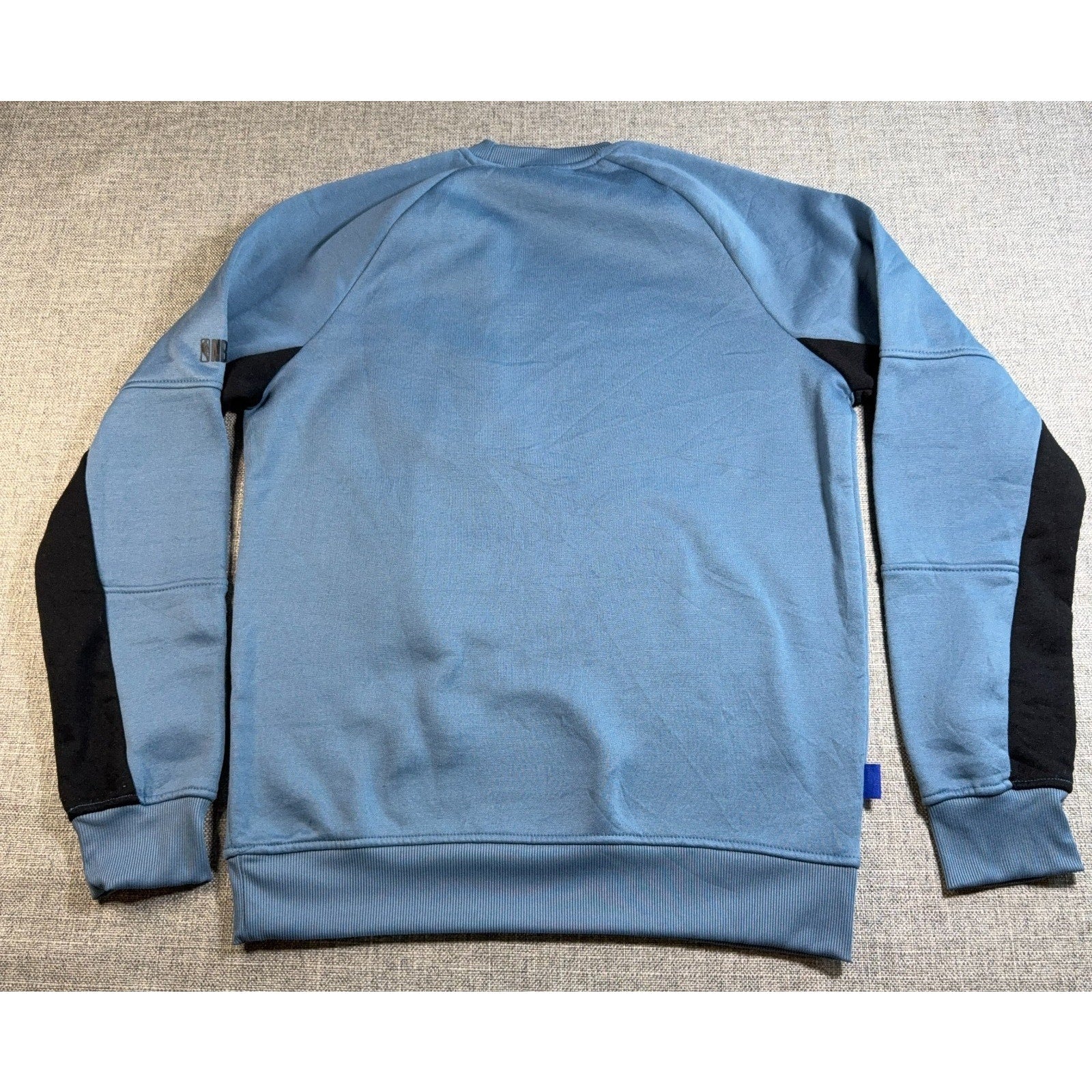 NBA Sweatshirt Men Small Blue Black Colorblock Utility Pocket Crewneck Fleece