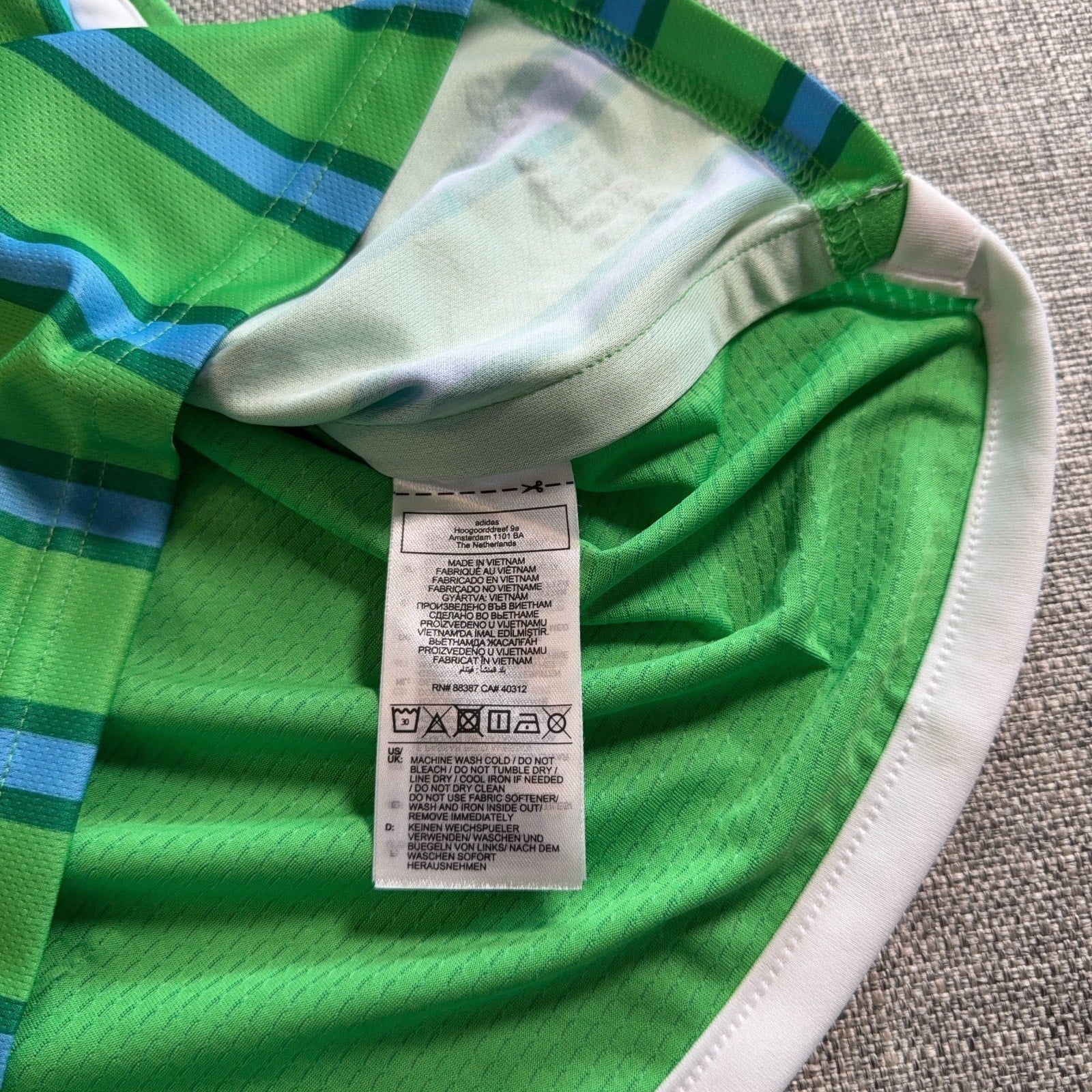 Seattle Sounders Adidas Authentic Jersey Mens XS NWT Green MLS Soccer 24/25
