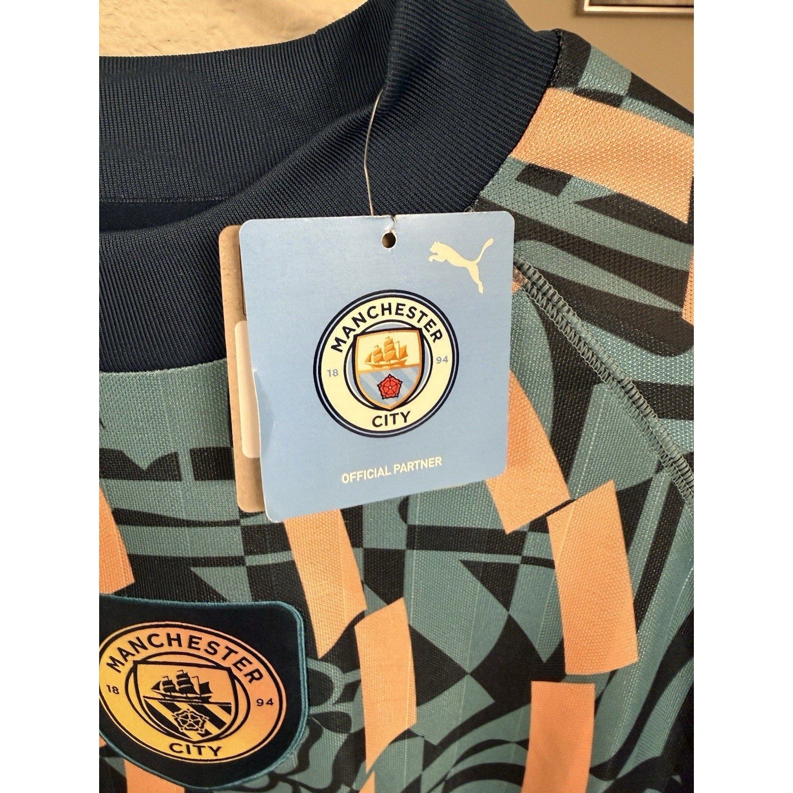 Puma Manchester City Definitely City Pre Match Jersey XL NWT 2024/25
