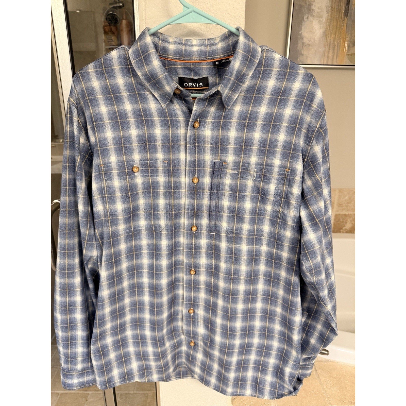 Orvis Active Fit Shirt Mens Medium Blue Plaid Fishing Travel Stretch Button Up