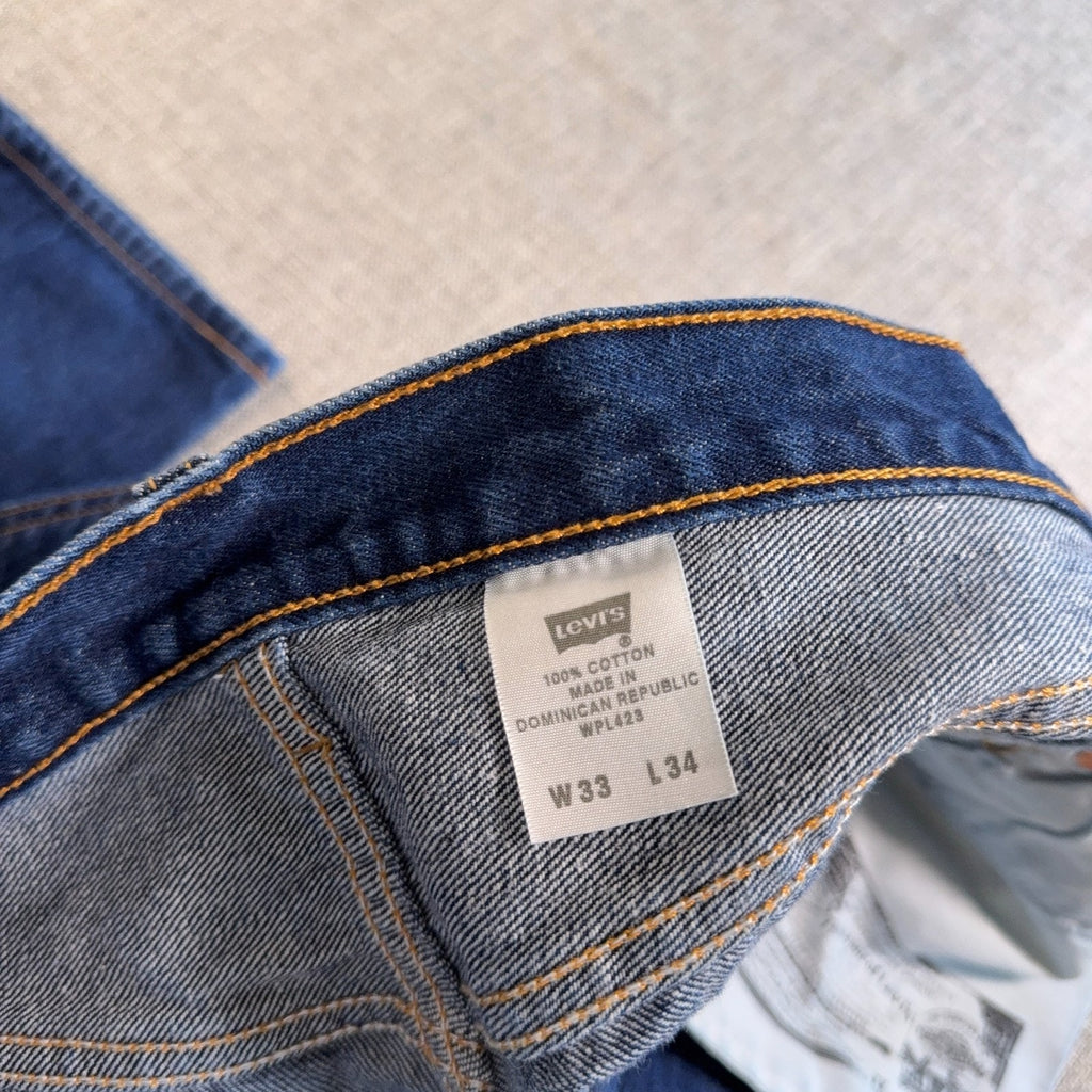Levi’s 501 Jeans Mens 33x34 Tag 33x31 Actual Blue Button Fly 100% Cotton Denim