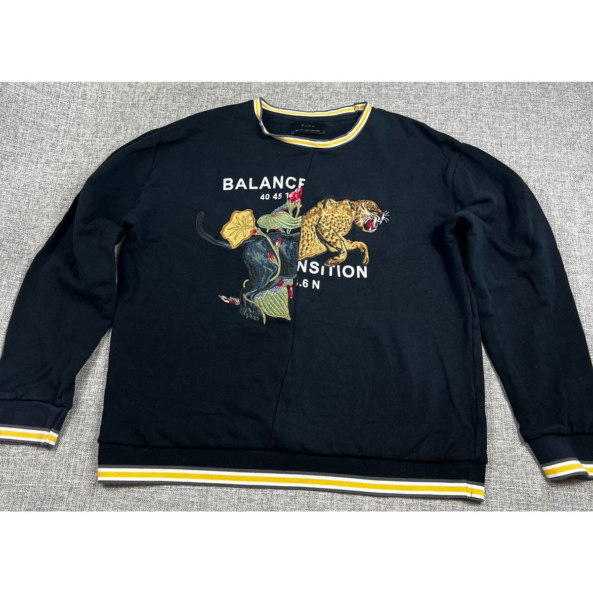 Zara Balance Tiger Elephant Embroidered Sweatshirt Womens L Black Rare