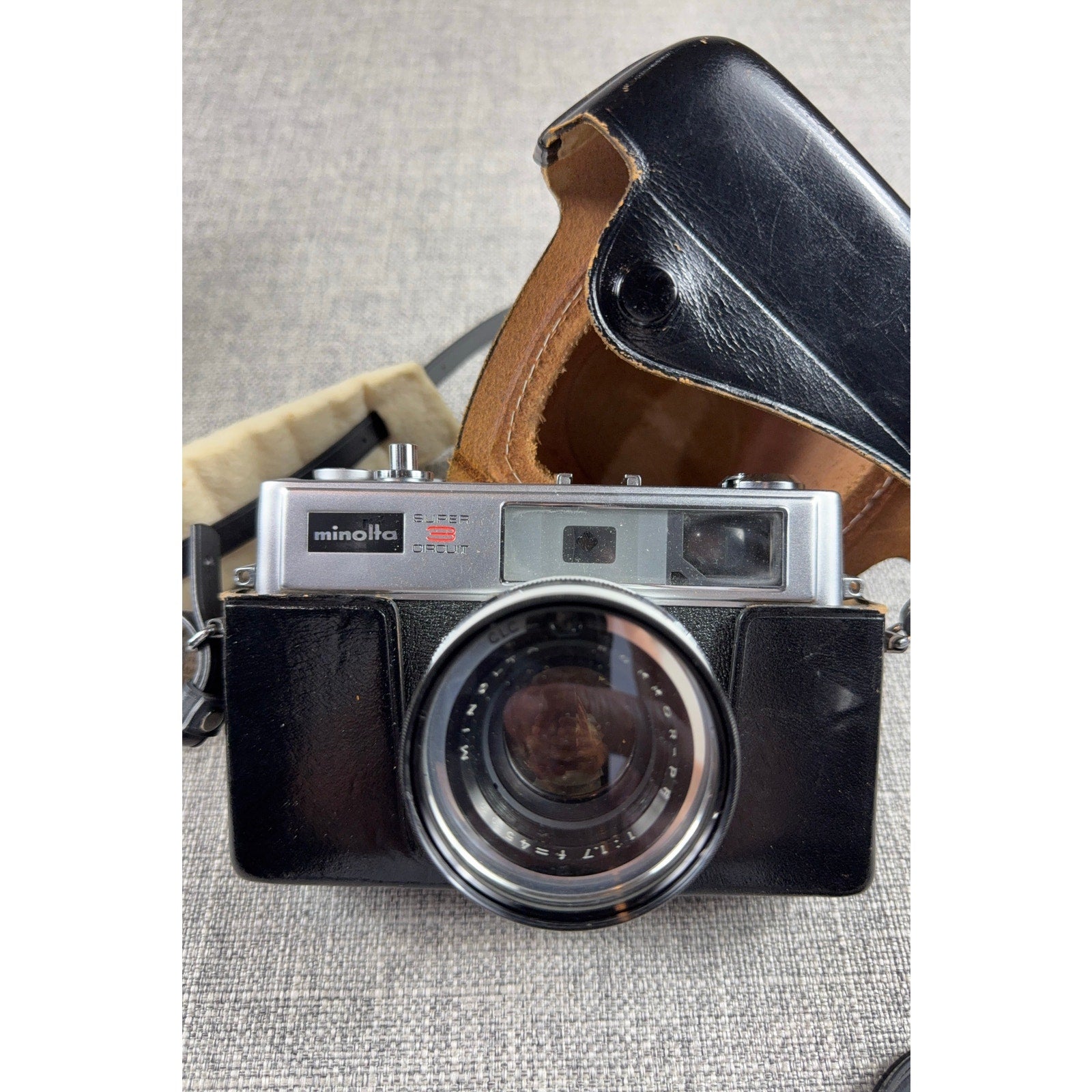 Vintage Minolta Hi-Matic 11 35mm Camera Retro Photography Lot Case Bag Manual