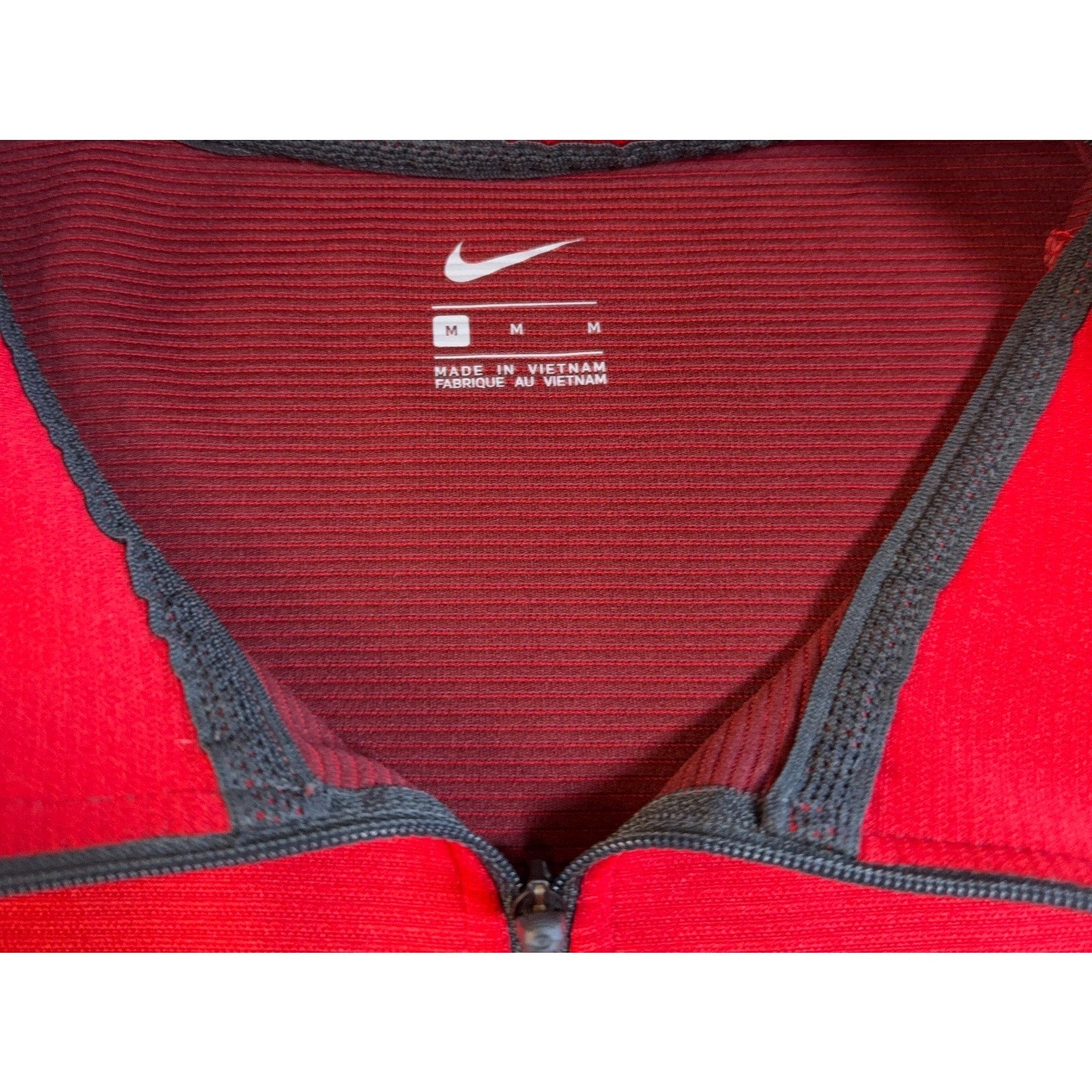 Nike Men M Red Black Colorblock 1/4 Zip Athletic Pullover Thumbholes