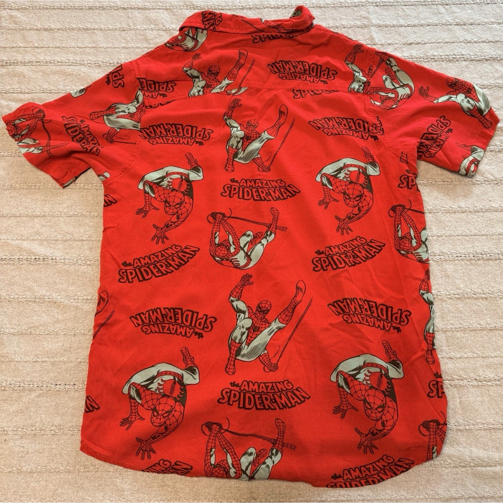 Marvel Spider Man Button Up Shirt Kids Large Red Graphic Short Sleeve Comic