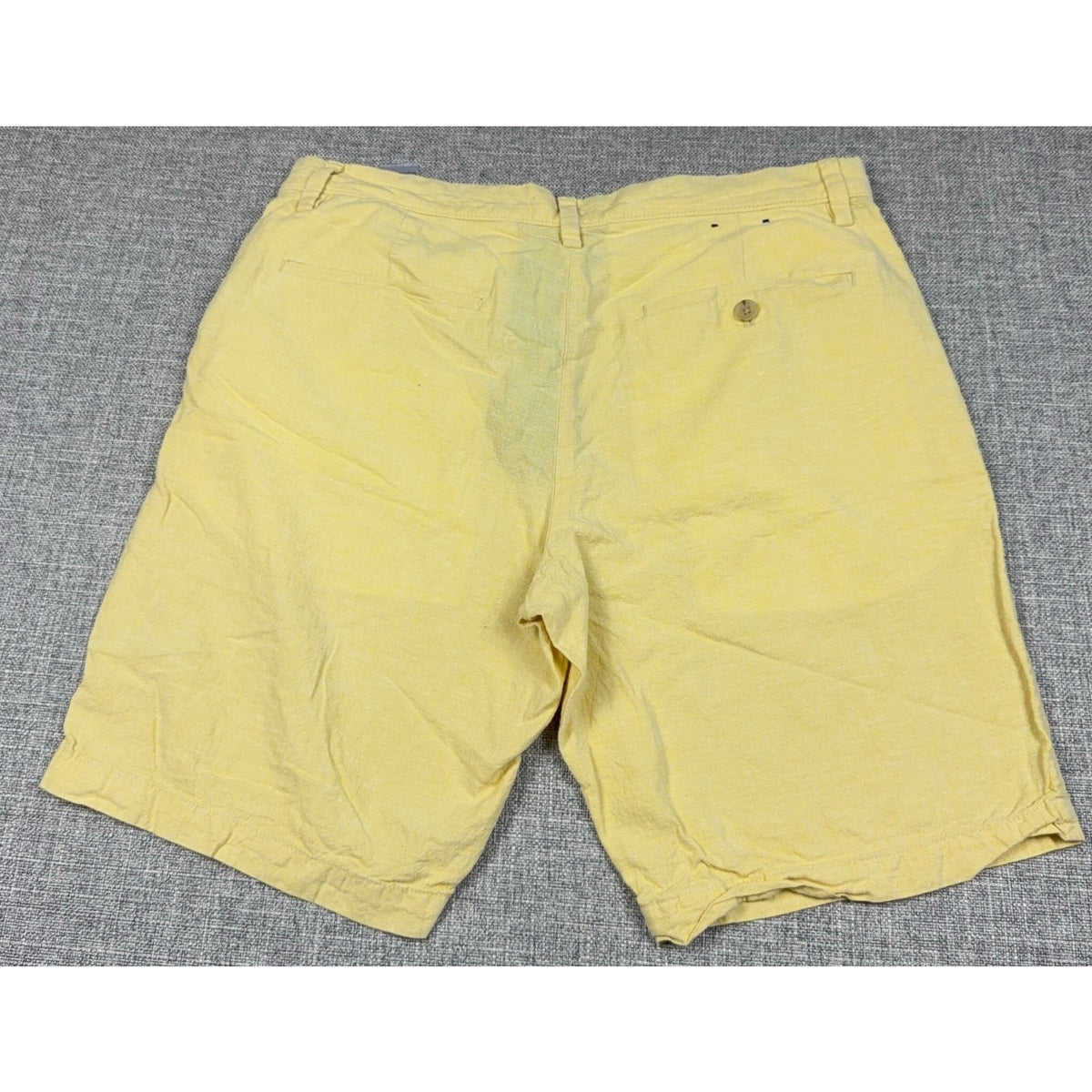 Banana Republic Shorts Lot 3 Men's Size 33 Aiden White Yellow Khaki Bundle