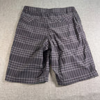 Lululemon Men’s Shorts 32 Gray Plaid Golf Athletic Stretch Nylon 10.5” Inseam