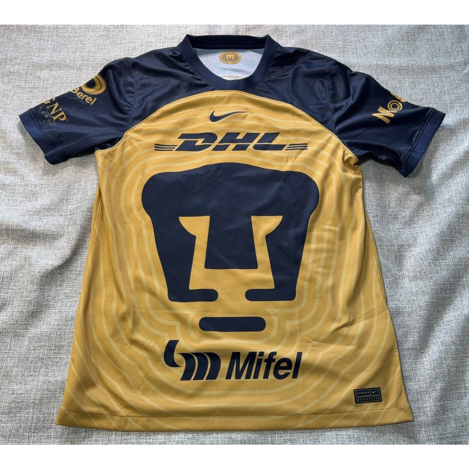 Nike Pumas UNAM 2022/23 Away Jersey Men M Gold Navy Liga MX DJ7683-711 Category