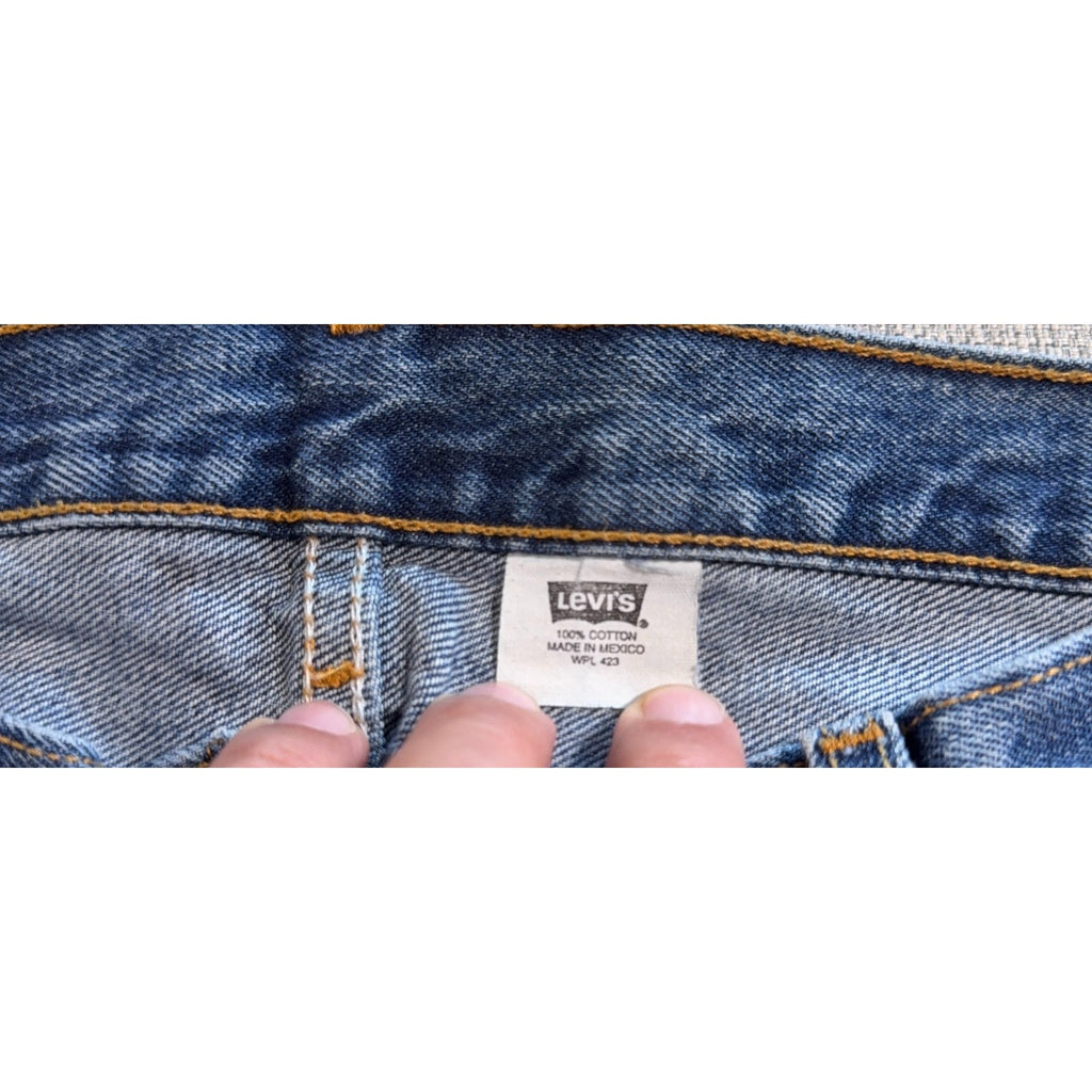 Levi’s 501 Jeans Mens 33x34 Tag 34x32 Actual Made in Mexico Button Fly Denim