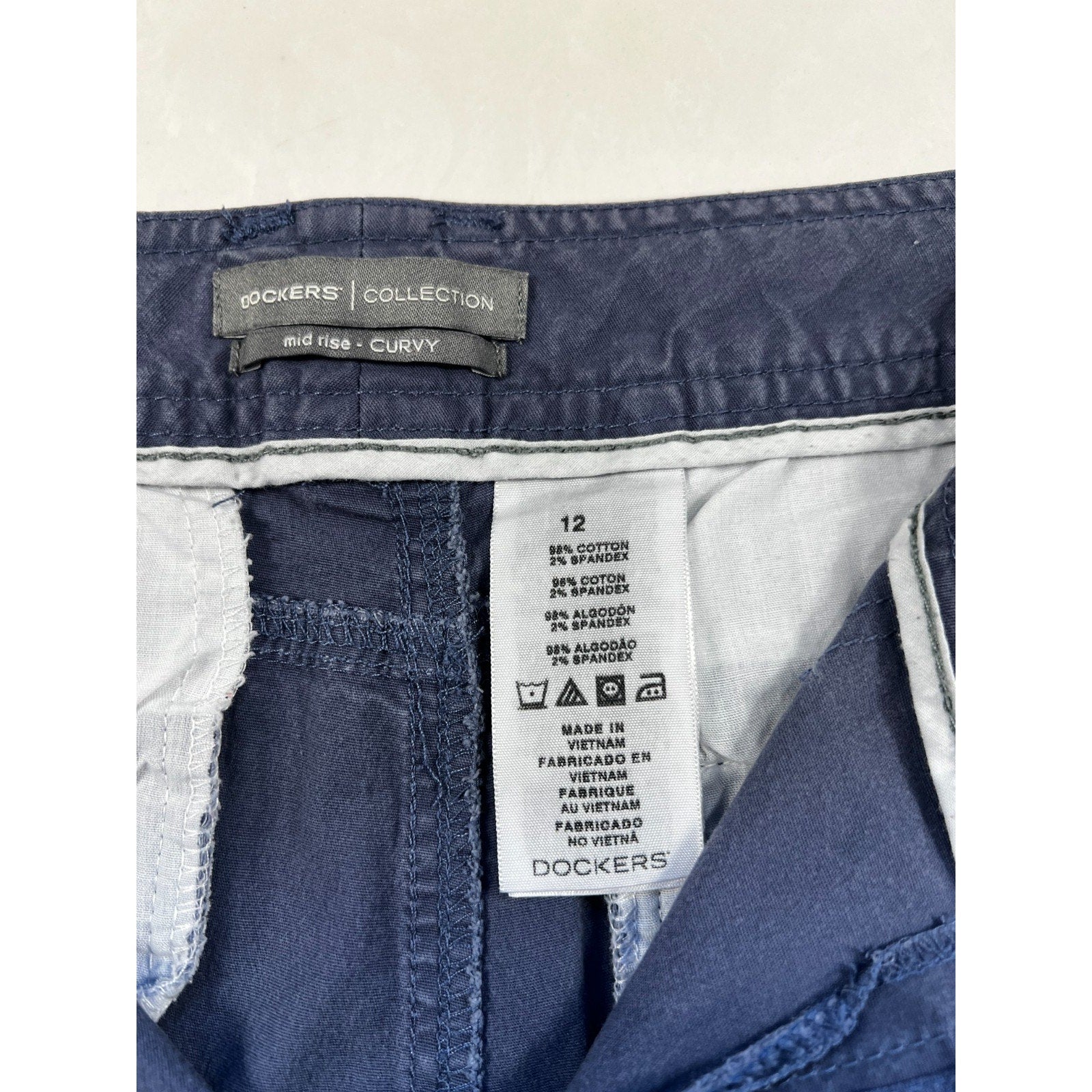 Dockers Collection Curvy Bermuda Shorts Womens 12 Blue Stretch Mid Rise Casual