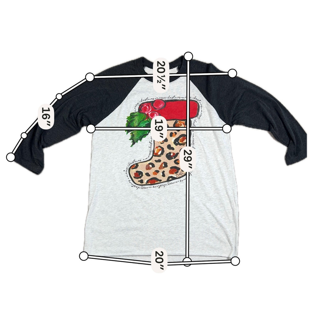 Texas True Threads Callie's Christmas Stocking Raglan Tee Women's M Leopard
