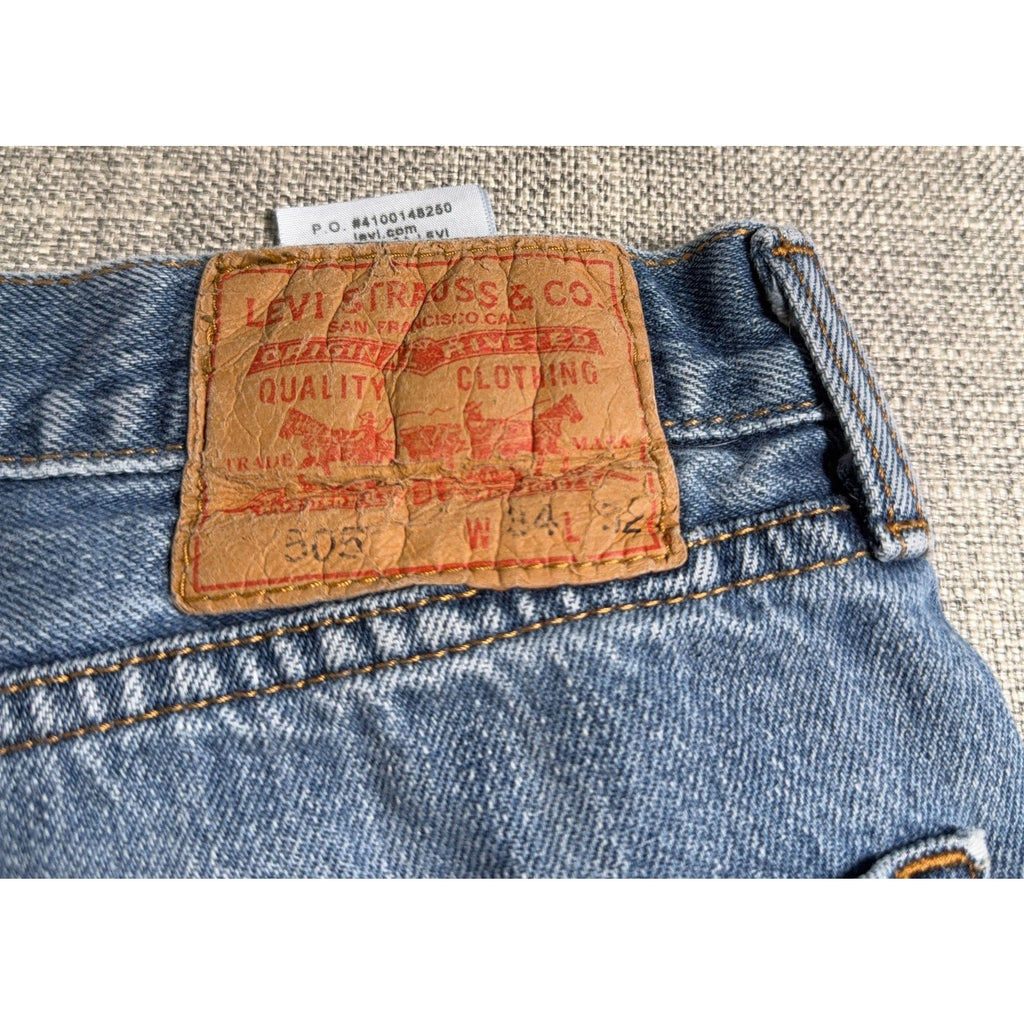 Levi's 505 Regular Fit Jeans Mens 34x32 Light Wash Straight Leg 100% Cotton
