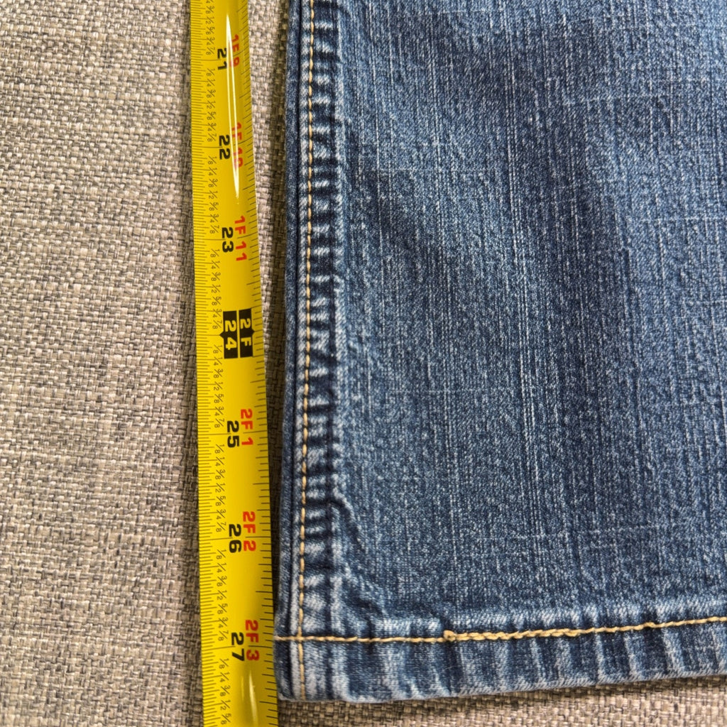 Lot of 2 Levi’s Women’s Jeans Size 8M Bootcut Stretch Denim Blue Category