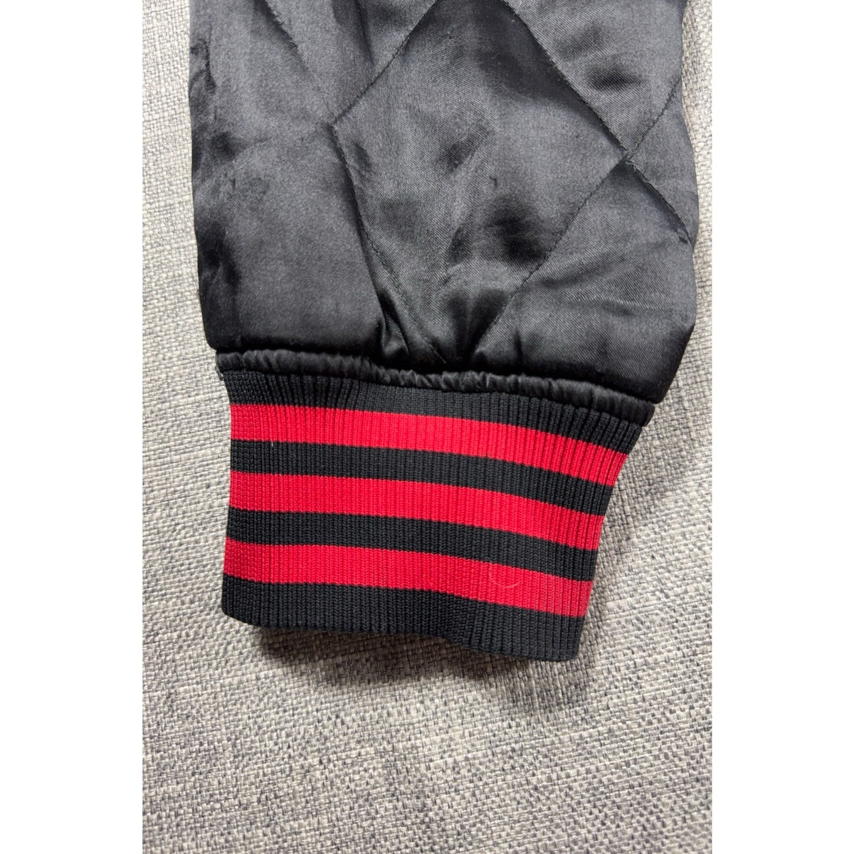 Adidas Chicago Bulls NBA Quilted Satin Bomber Jacket Black Red L 2013 Trefoil