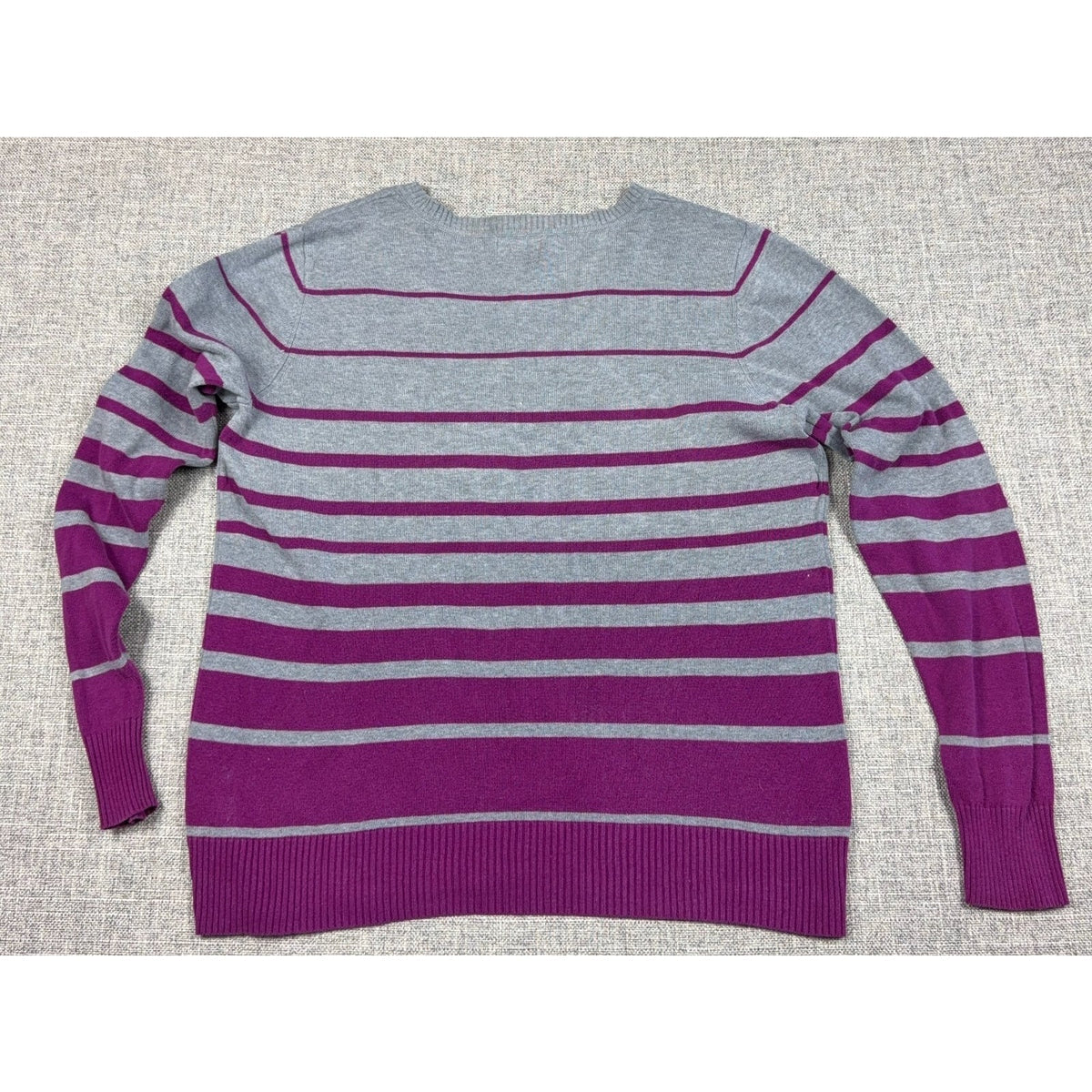 St Johns Bay Sweater Womens Large Gray Purple Striped V Neck 100% Cotton