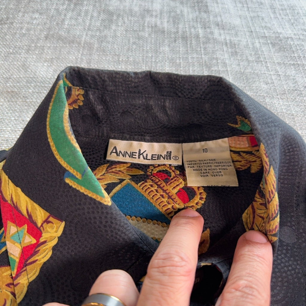 Vintage Anne Klein II Silk Blouse Womens 10 Black Baroque Crest Print 100% Silk