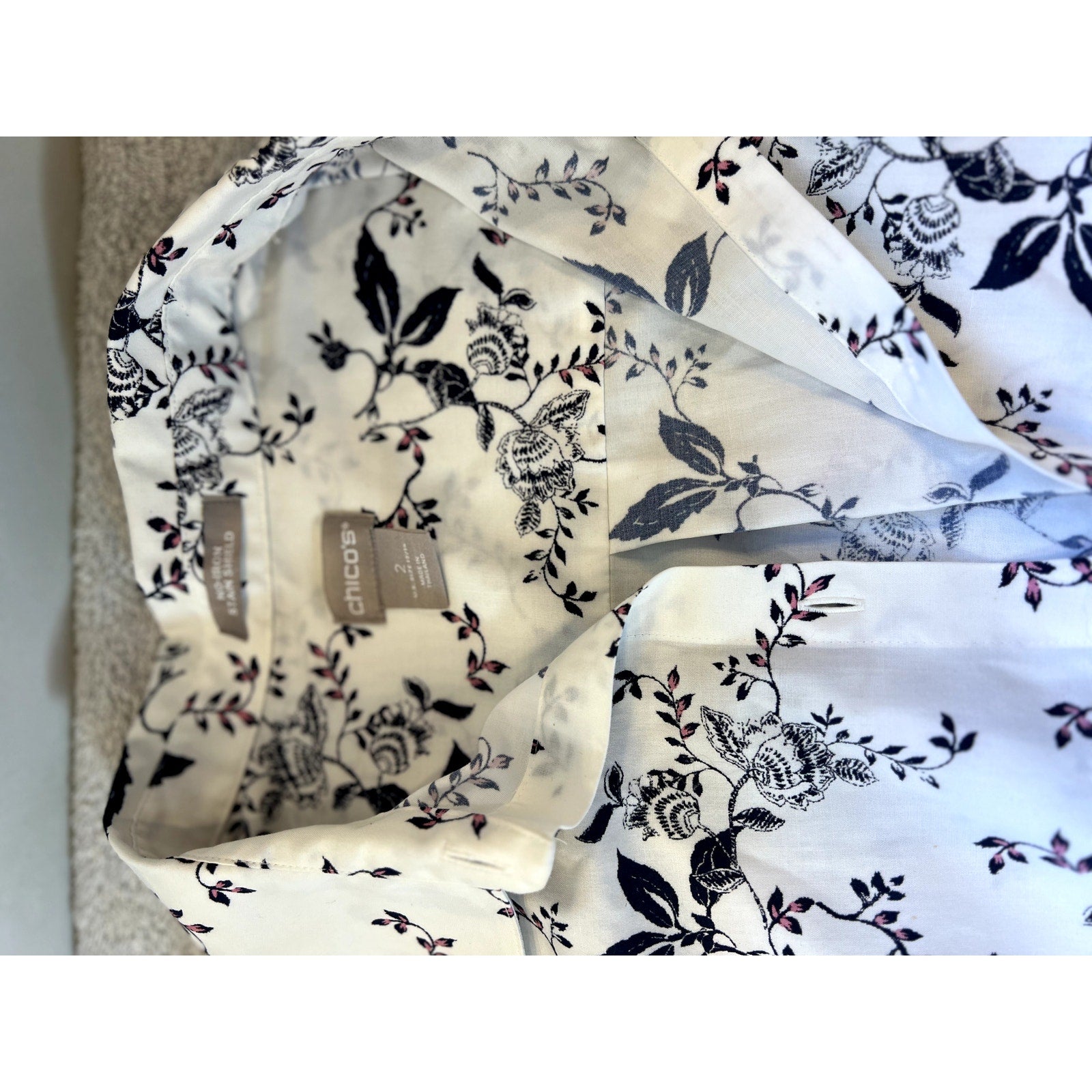 Chico’s Size 2 Floral Button Up Tunic Top White Blue Pink 3/4 Sleeve Womens