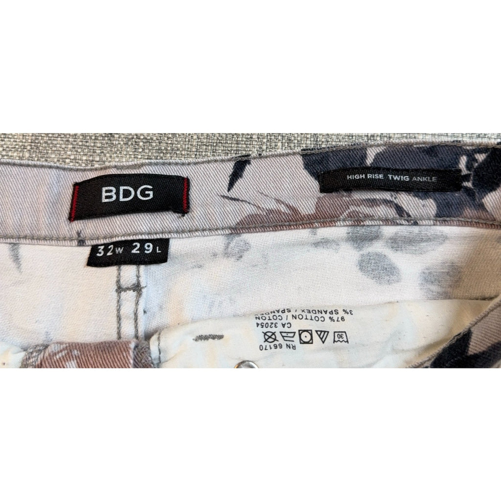 BDG Urban Outfitters High Rise Twig Ankle Floral Skinny Jeans Womens 32x29