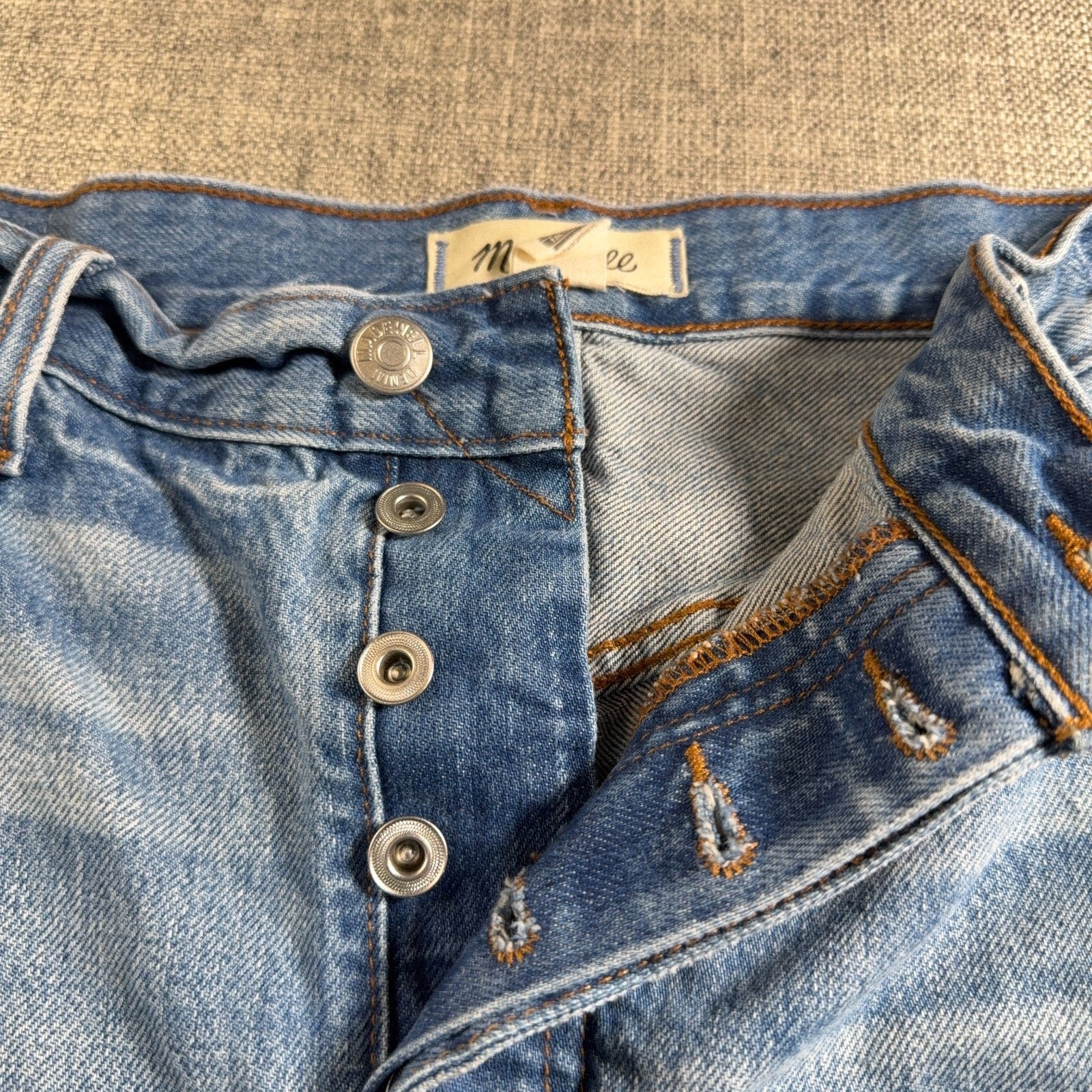 Madewell Low-Slung Baggy Jeans Womens 30 Hamburg Wash NS198 Raw Hem