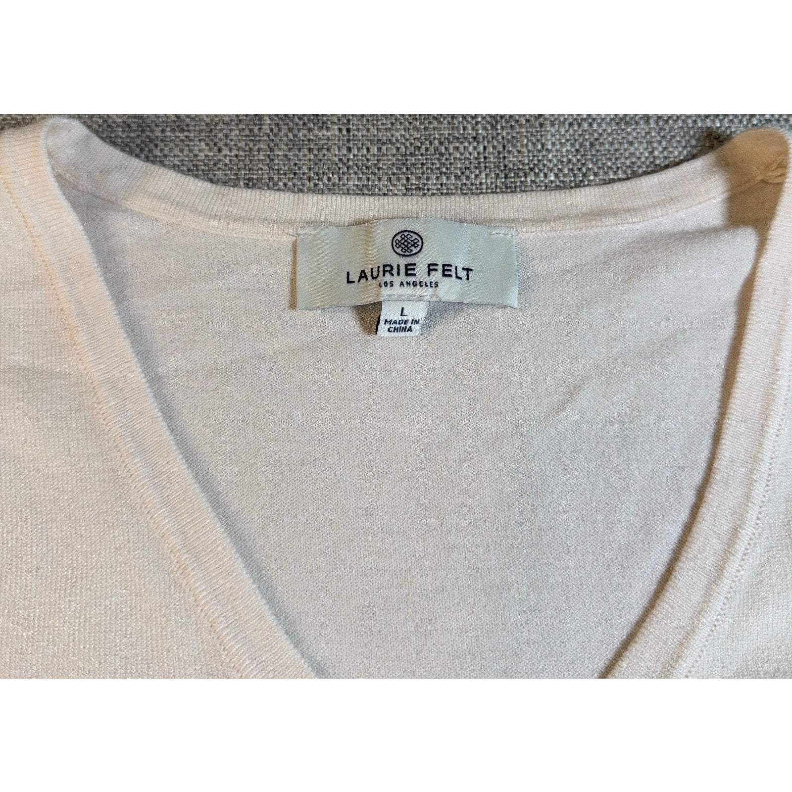 Laurie Felt Sweater Women L Ivory Butterfly Embroidered V Neck Lightweight Knit