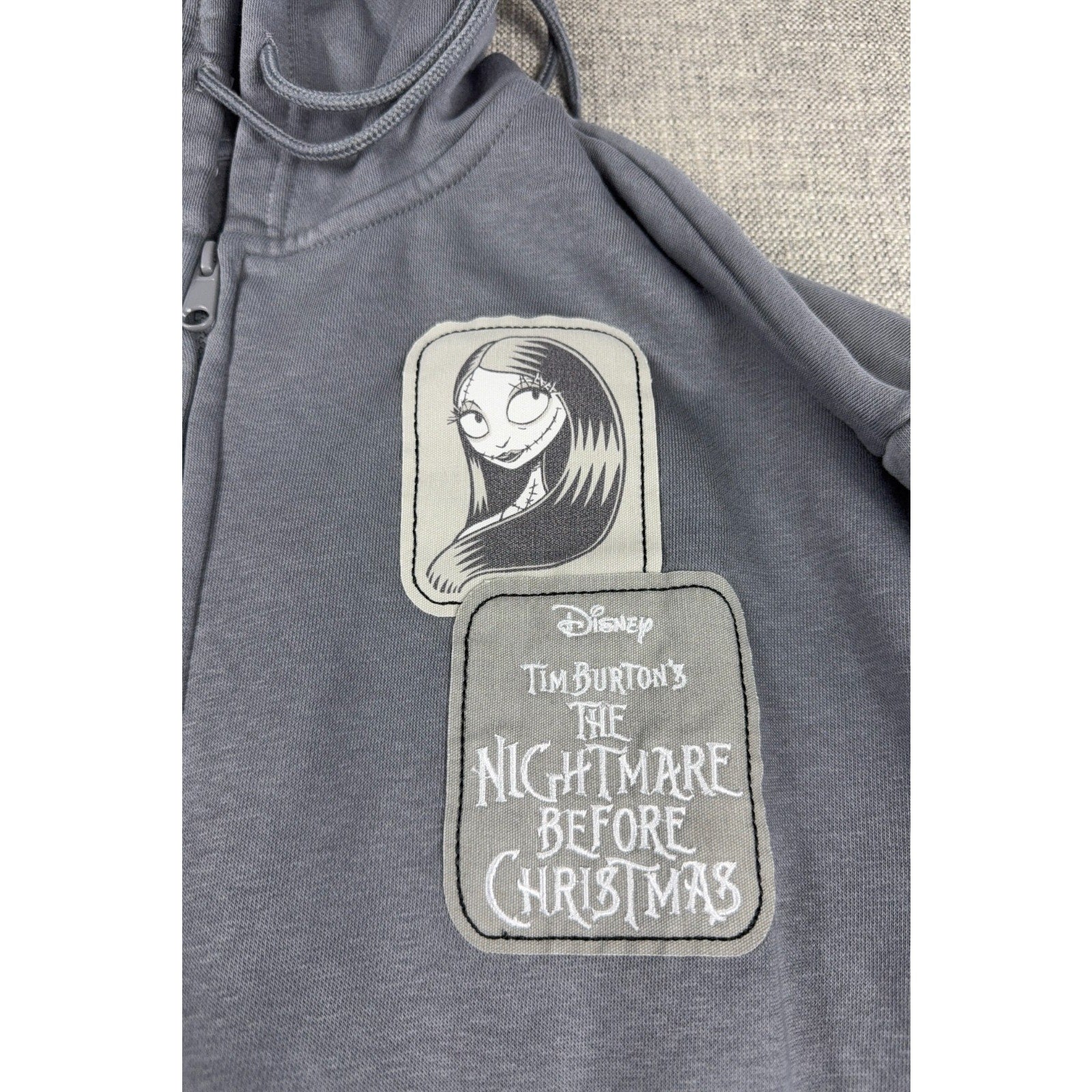 Disney Nightmare Before Christmas Jack Sally Patch Hoodie Womens L Gray NWT