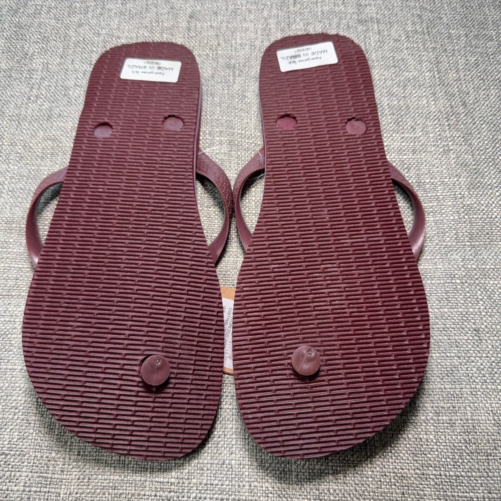 Havaianas Top Flip Flops Men's 11-12 Grape Wine Burgundy Sandals NWT Brazil