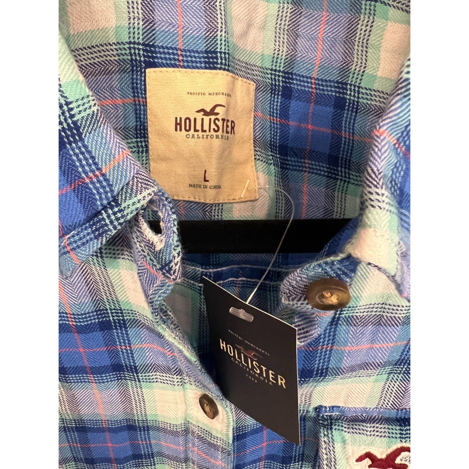 Hollister Womens Large Blue Plaid Flannel Shirt Button Front Pocket Logo Cotton