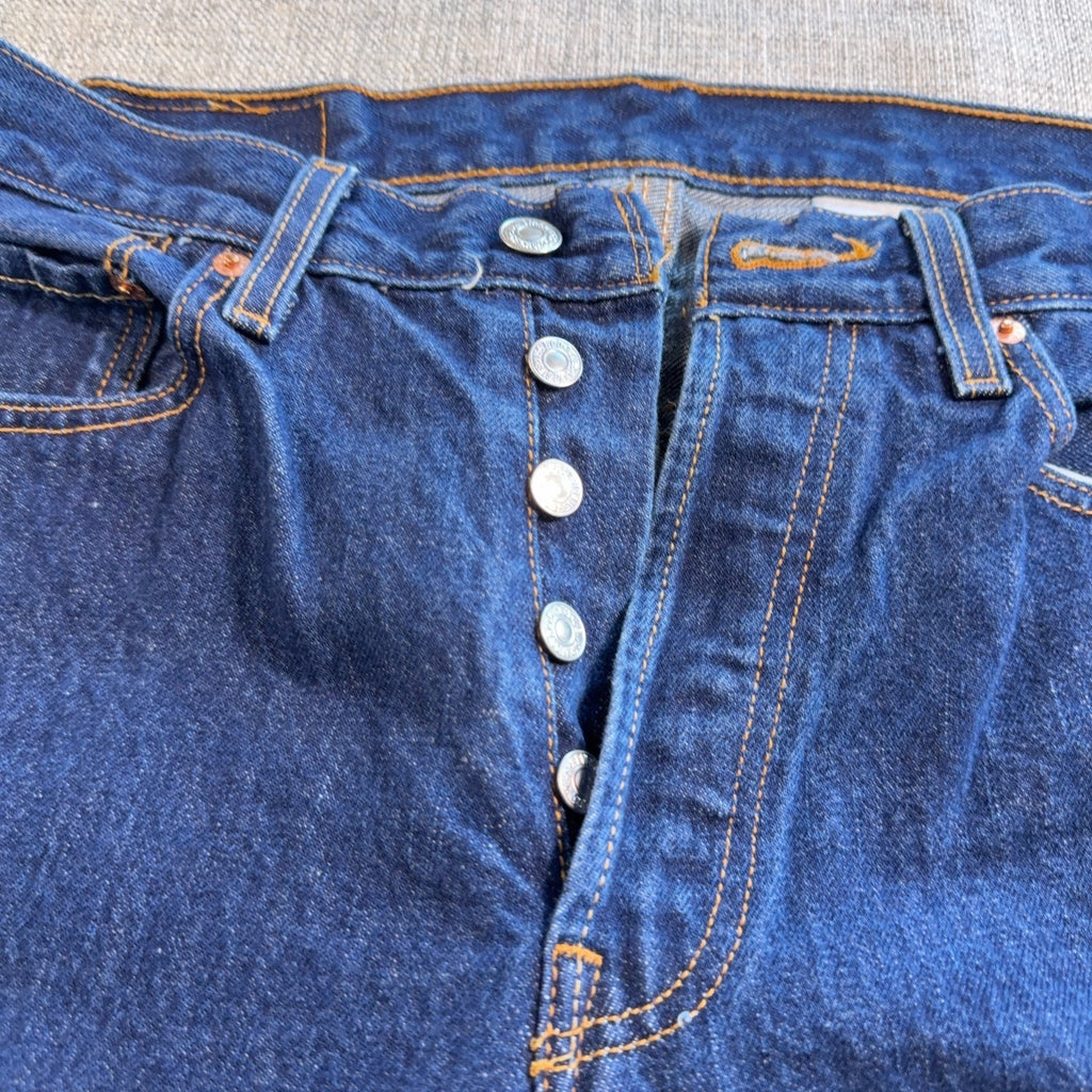 Levi’s 501 Jeans Mens 33x34 Tag 33x31 Actual Blue Button Fly 100% Cotton Denim