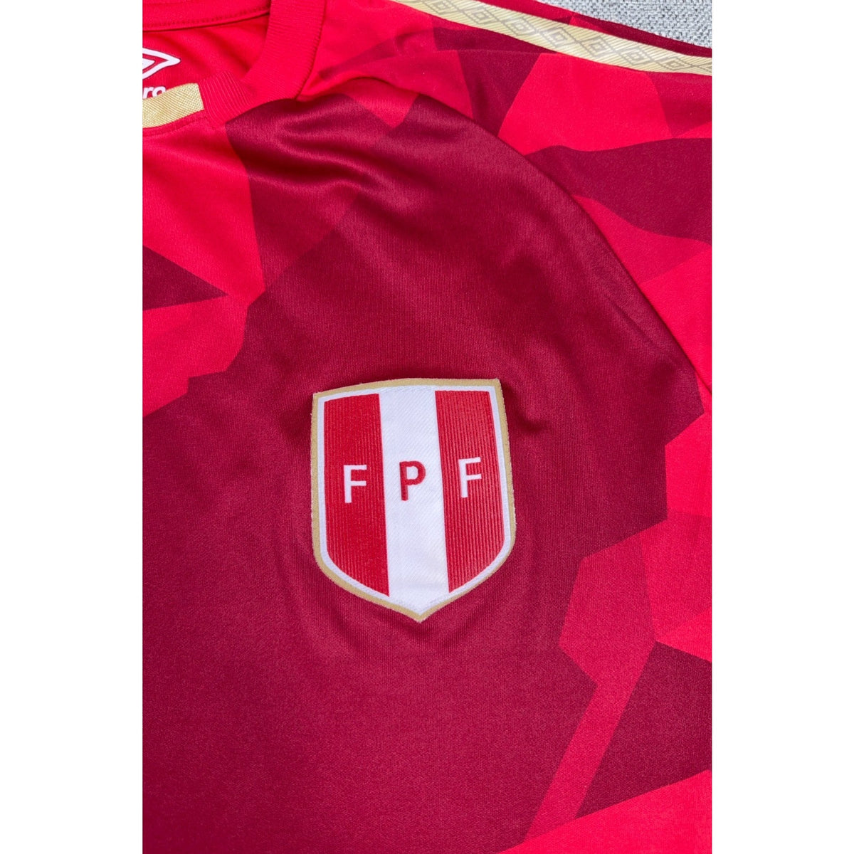 2018 Umbro Peru FPF World Cup Third Jersey Men's M Red Limited Edition