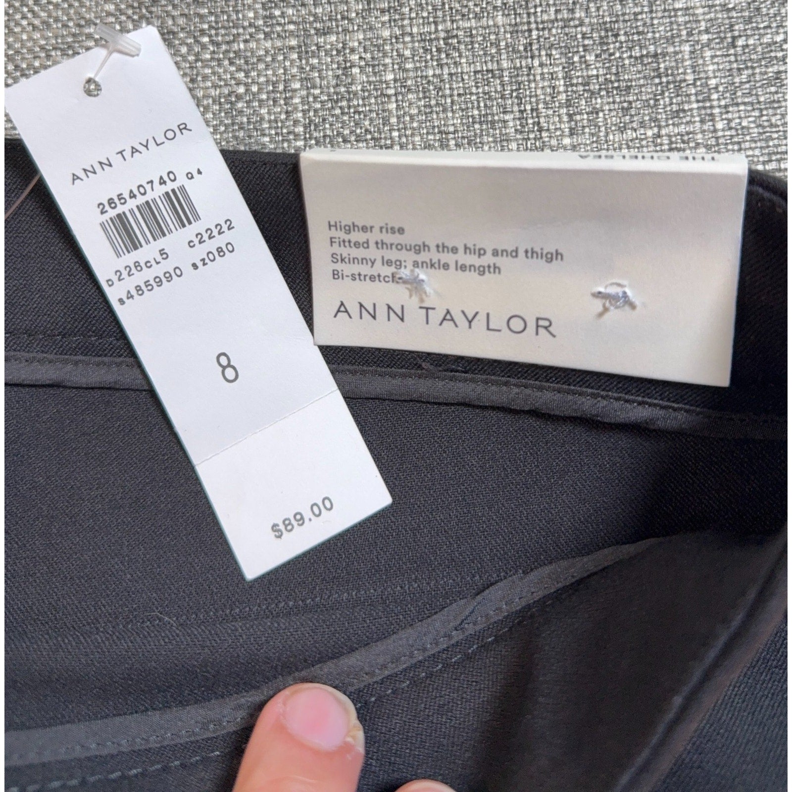 NWT Ann Taylor The Chelsea Skinny Ankle Pants Black Size 8 Bi Stretch Zip Hem