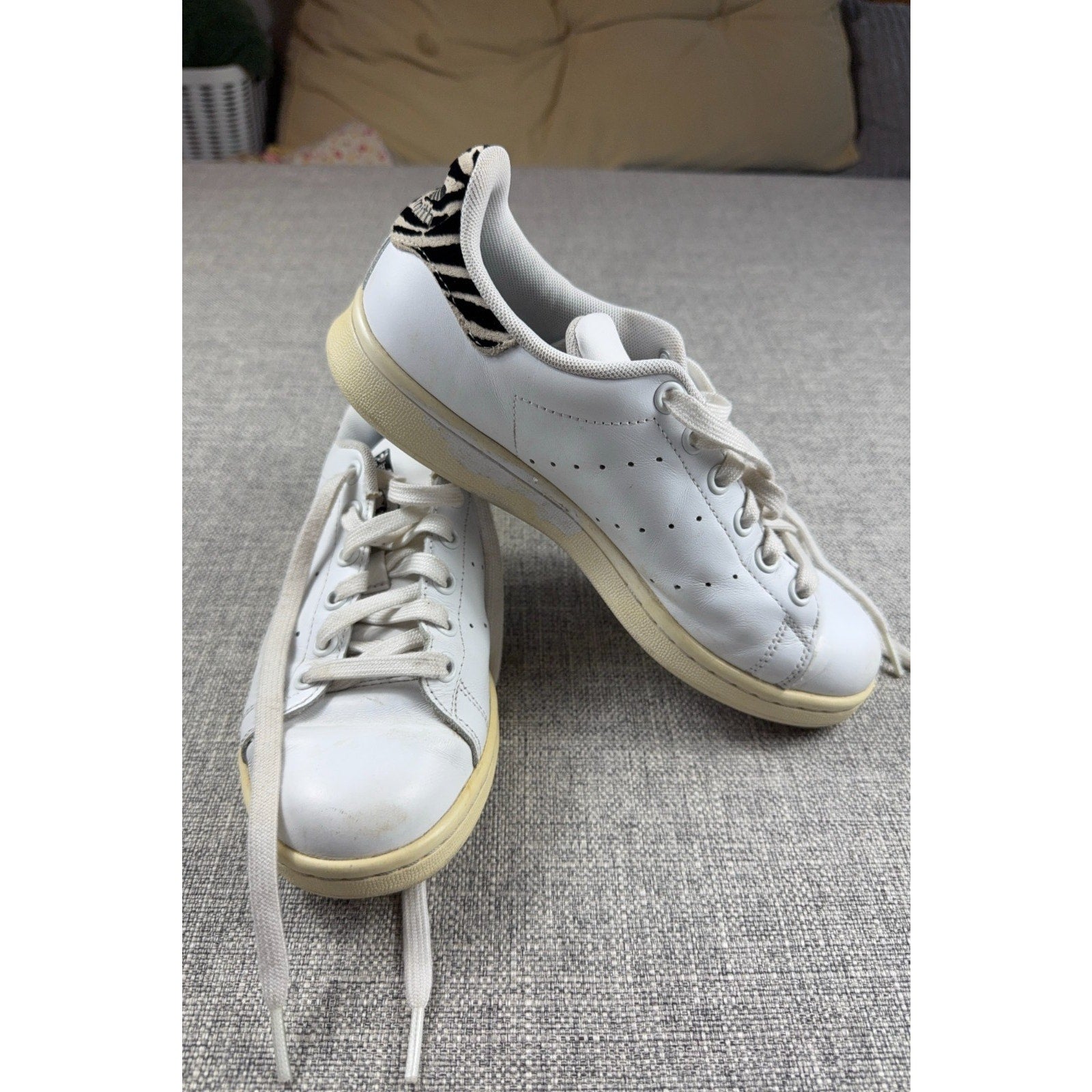 adidas Stan Smith White Zebra Women’s 6 Leather Sneakers B26590 Animal Print