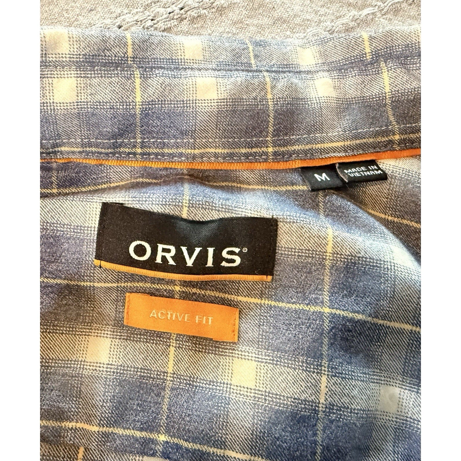 Orvis Active Fit Shirt Mens Medium Blue Plaid Fishing Travel Stretch Button Up