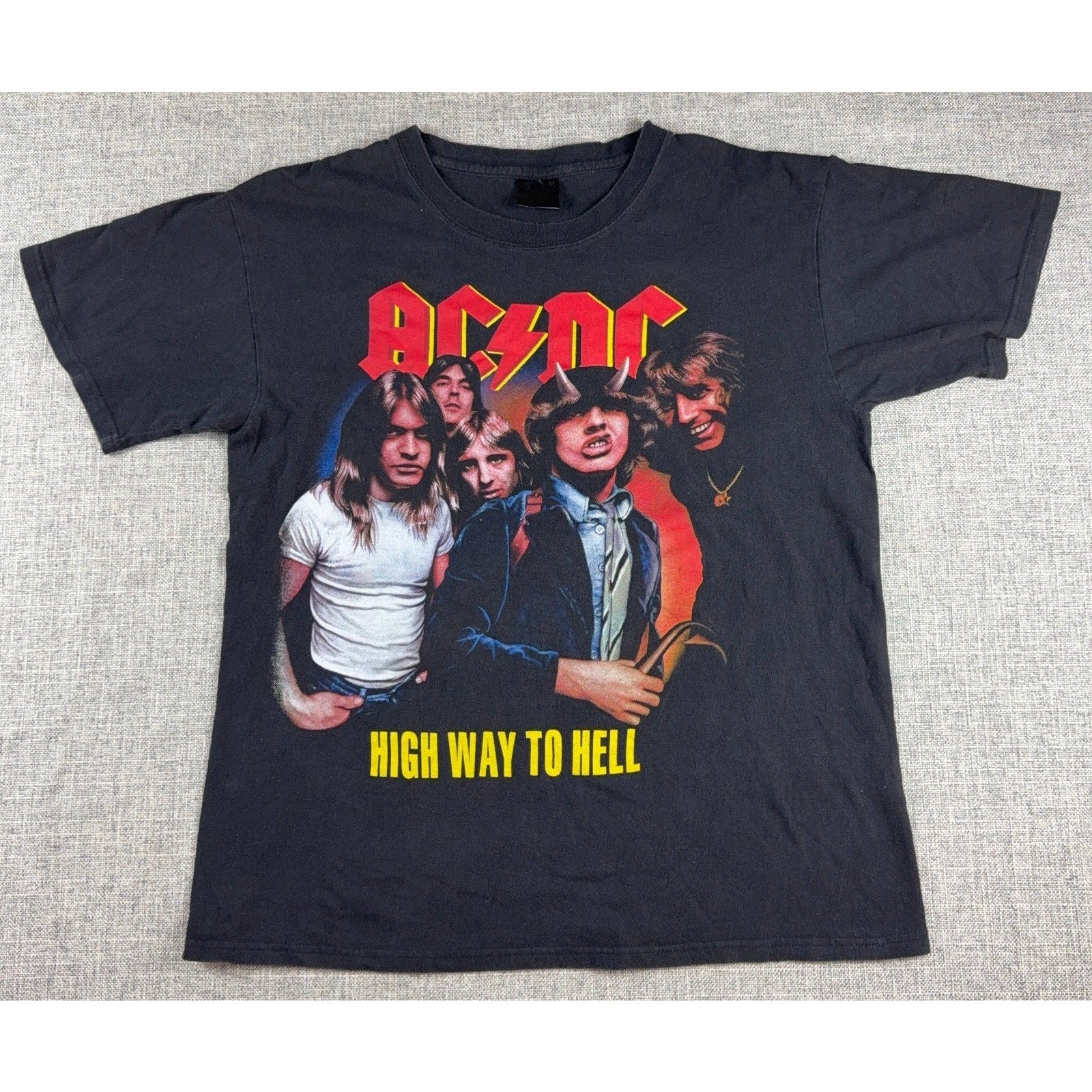 AC/DC Highway to Hell Band T Shirt Black Graphic Tee Rock Music Mens L XL