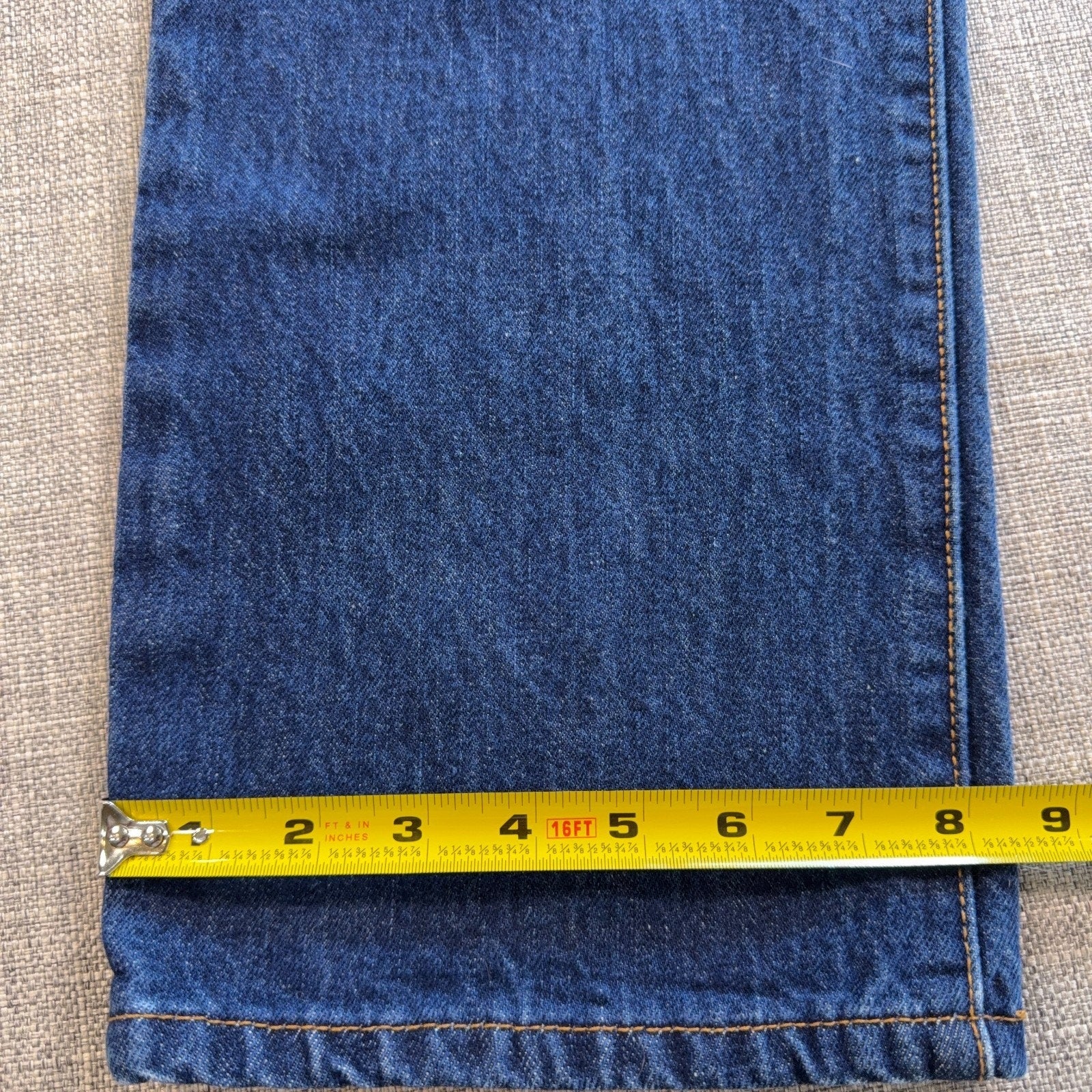 Levi’s 501 Jeans Mens 33x34 Tag 33x31 Actual Blue Button Fly 100% Cotton Denim
