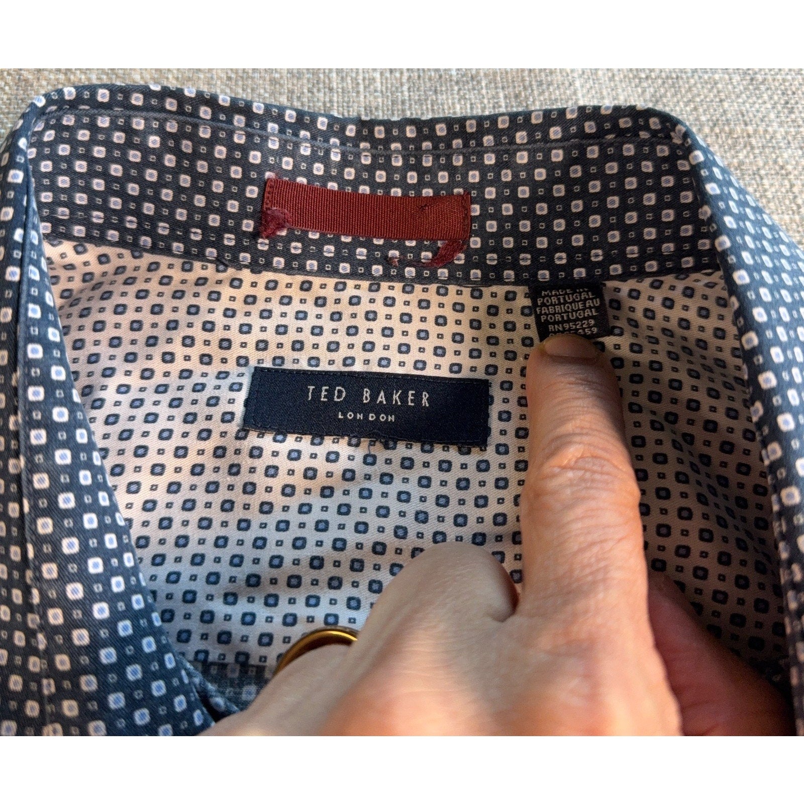 Ted Baker Mens Shirt Large 4 Blue Geometric Short Sleeve Button Up Portugal