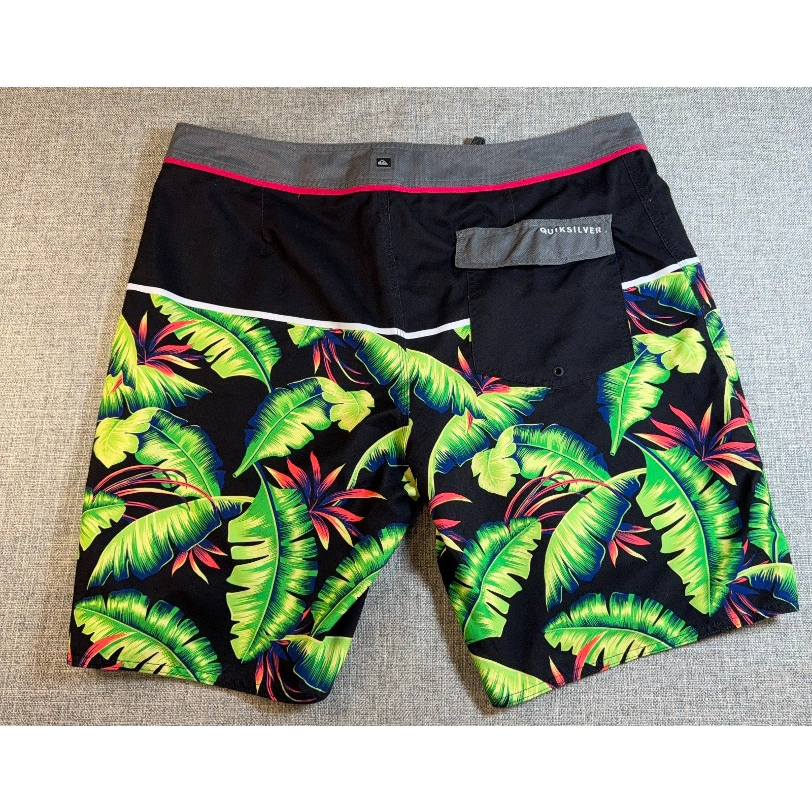 Quiksilver Boardshorts Mens 40 Tropical Floral Swim Trunks Black Neon Surf