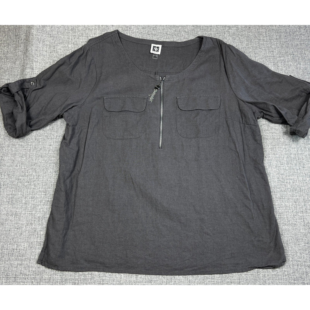 Second Half Supply Co, LLC Anne Klein dark gray linen blend utility tunic with half-zip front and chest pockets.