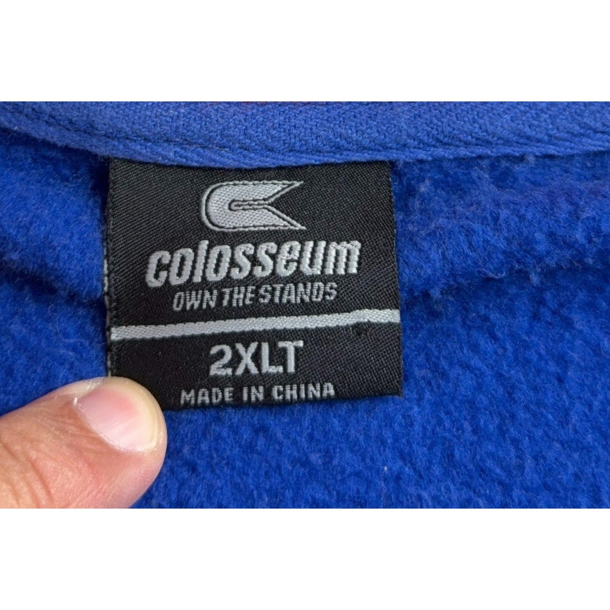 Second Half Supply Co, LLC Colosseum brand tag on a blue fleece Florida Gators 2XLT quarter zip pullover