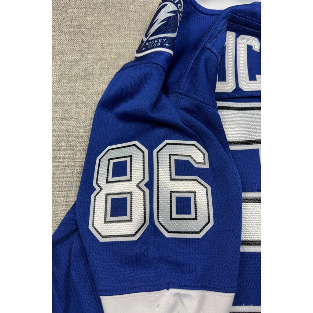 Second Half Supply Co, LLC blue Tampa Bay Lightning Kucherov #86 hockey jersey sleeve detail