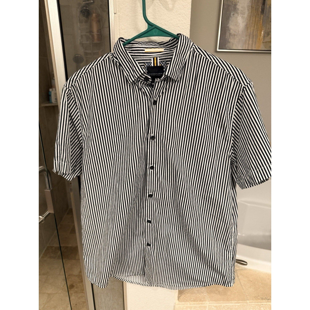 Second Half Supply Co, LLC Denim & Flower black and white vertical striped short sleeve button-up shirt